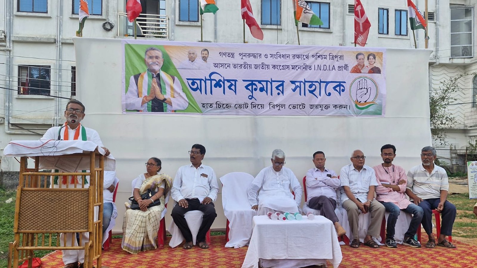 Manik Sarkar campaigning