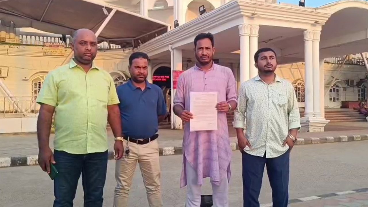 DYFI Railway Deputation