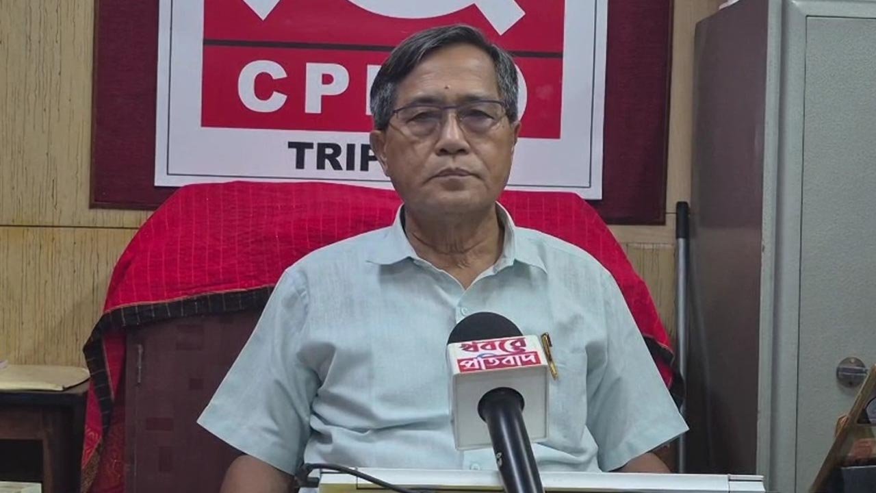 একের পর এক ব্যর্থতা ঢাকতেই মিথ্যার আশ্রয় সরকারকে নিশানা জিতেন্দ্র চৌধুরীর