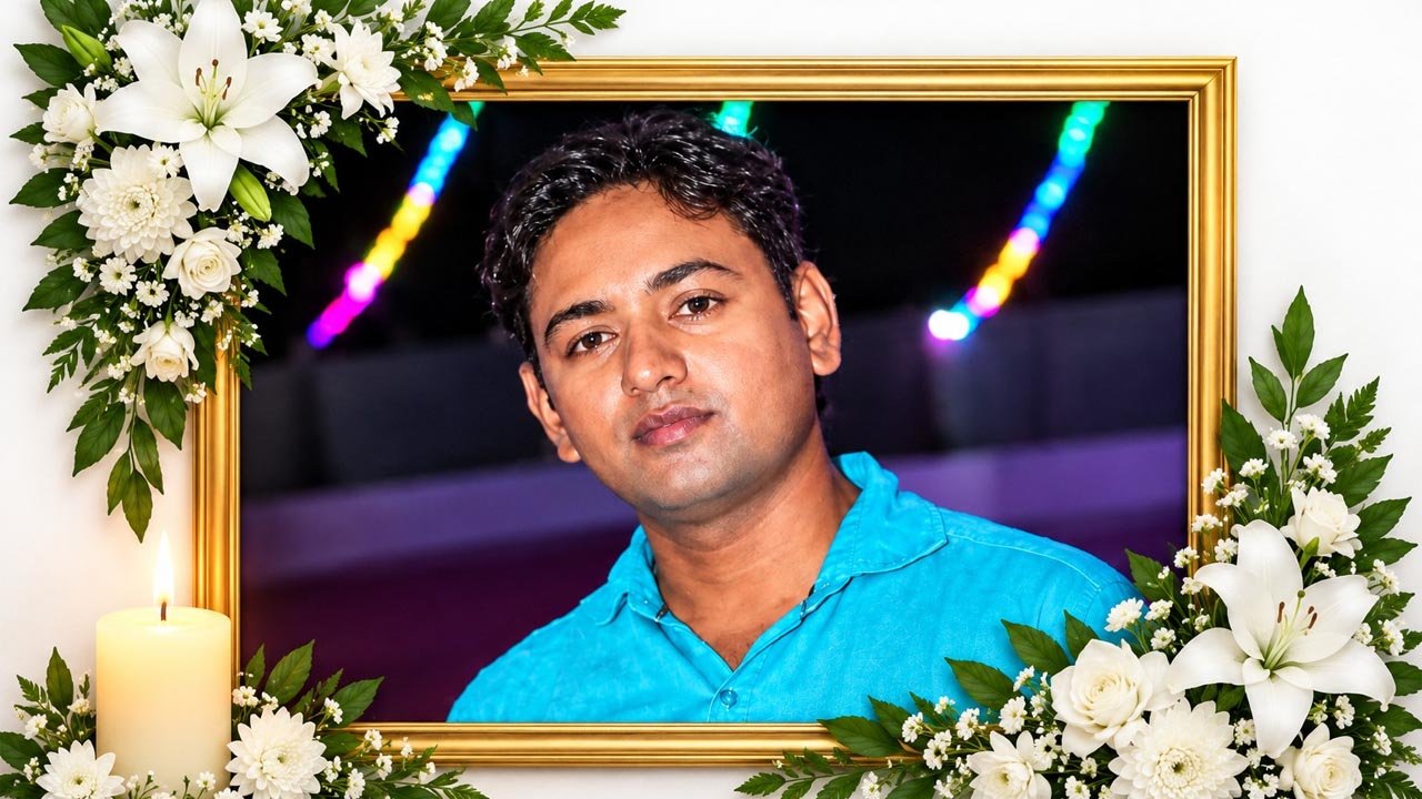 Photojournalist Gour Das