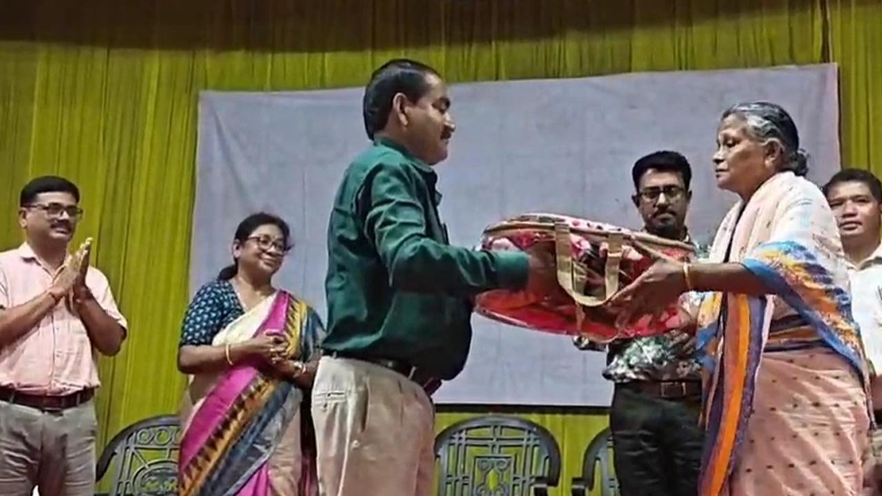 Teliamura Blanket Distribution